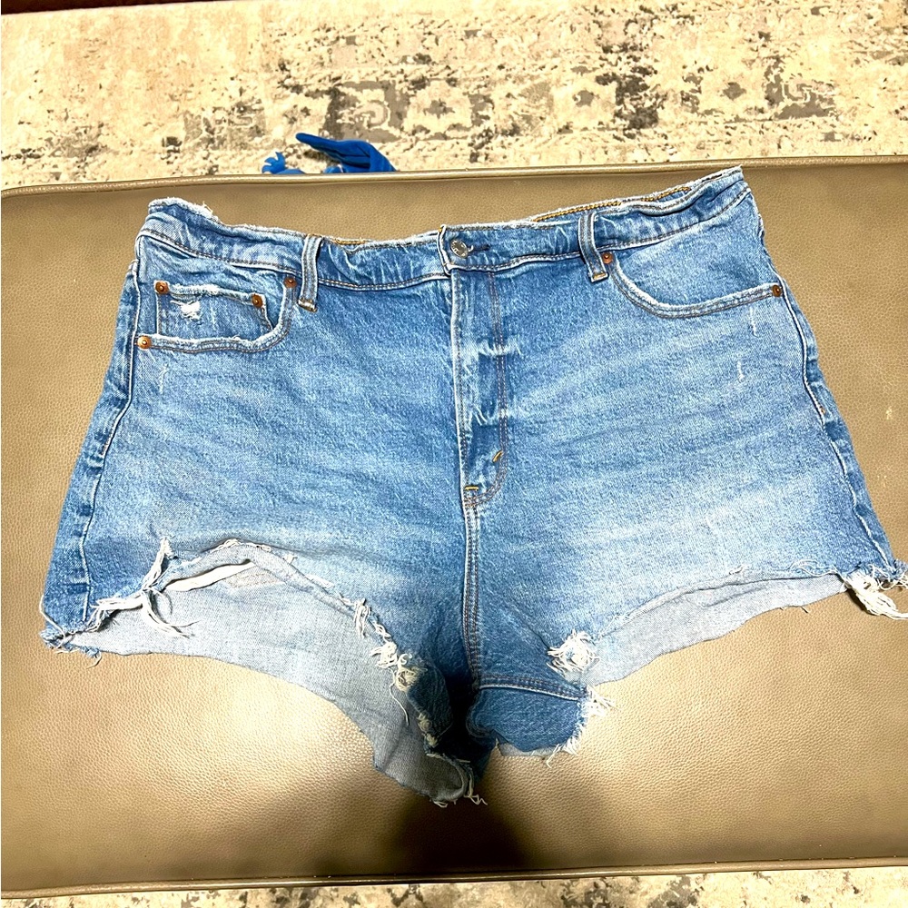 Abercrombie & Fitch 90s Relaxed shorts